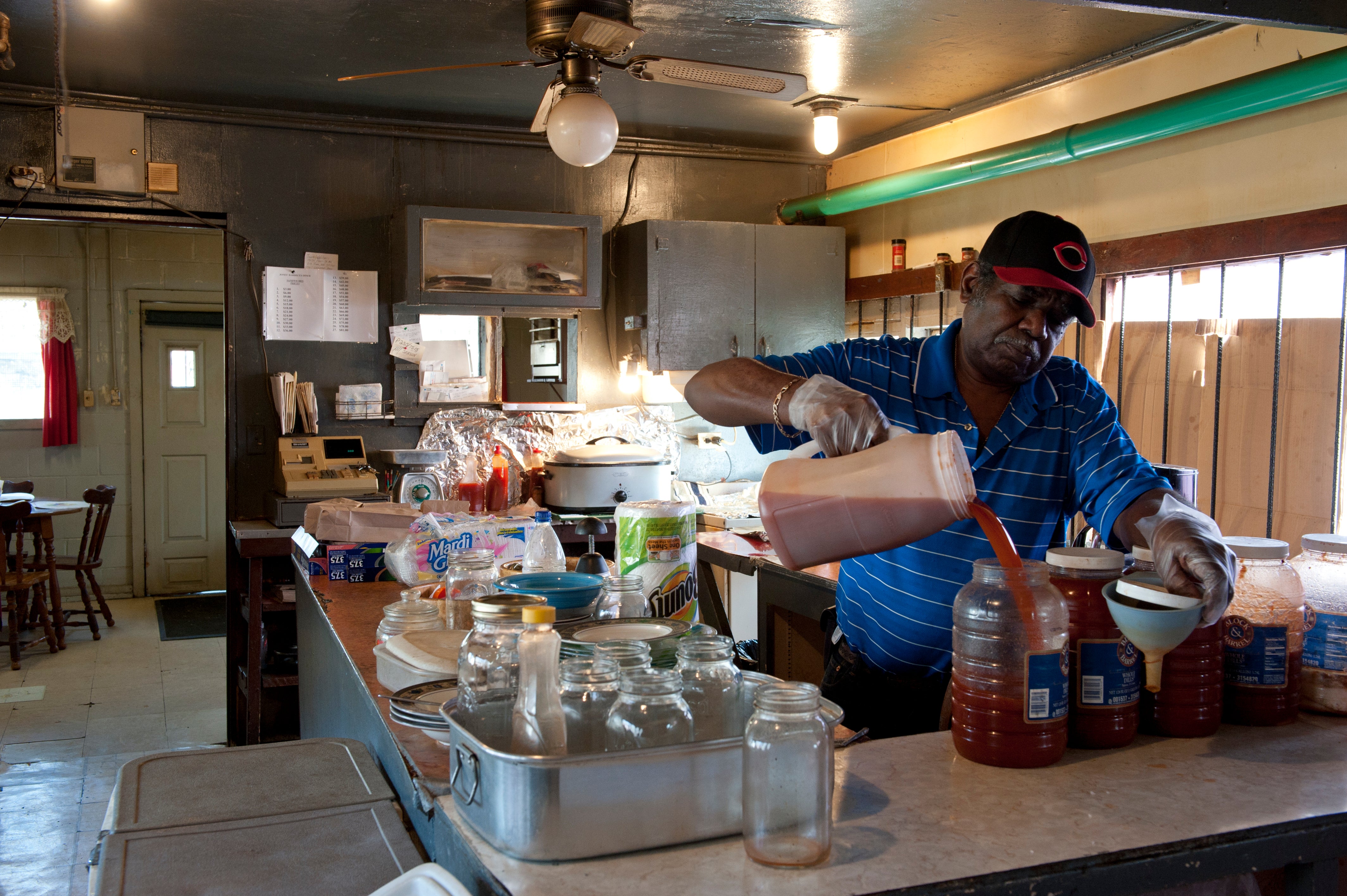 Jones Bar-B-Q Diner in Marianna