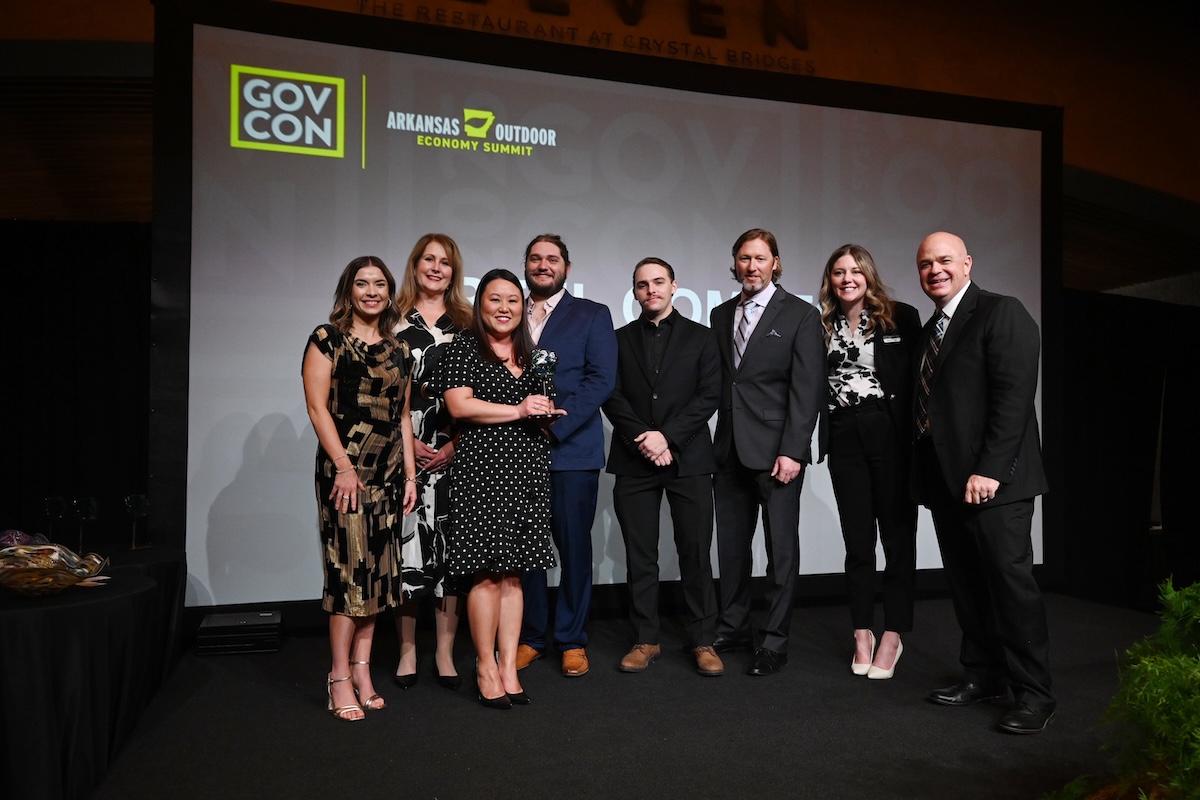 Dalaney Thomas, Arkansas Tourism Director; Peel Compton Foundation members, Tourism Attraction of the Year; Sec. Shea Lewis, Arkansas Department of Parks, Heritage and Tourism