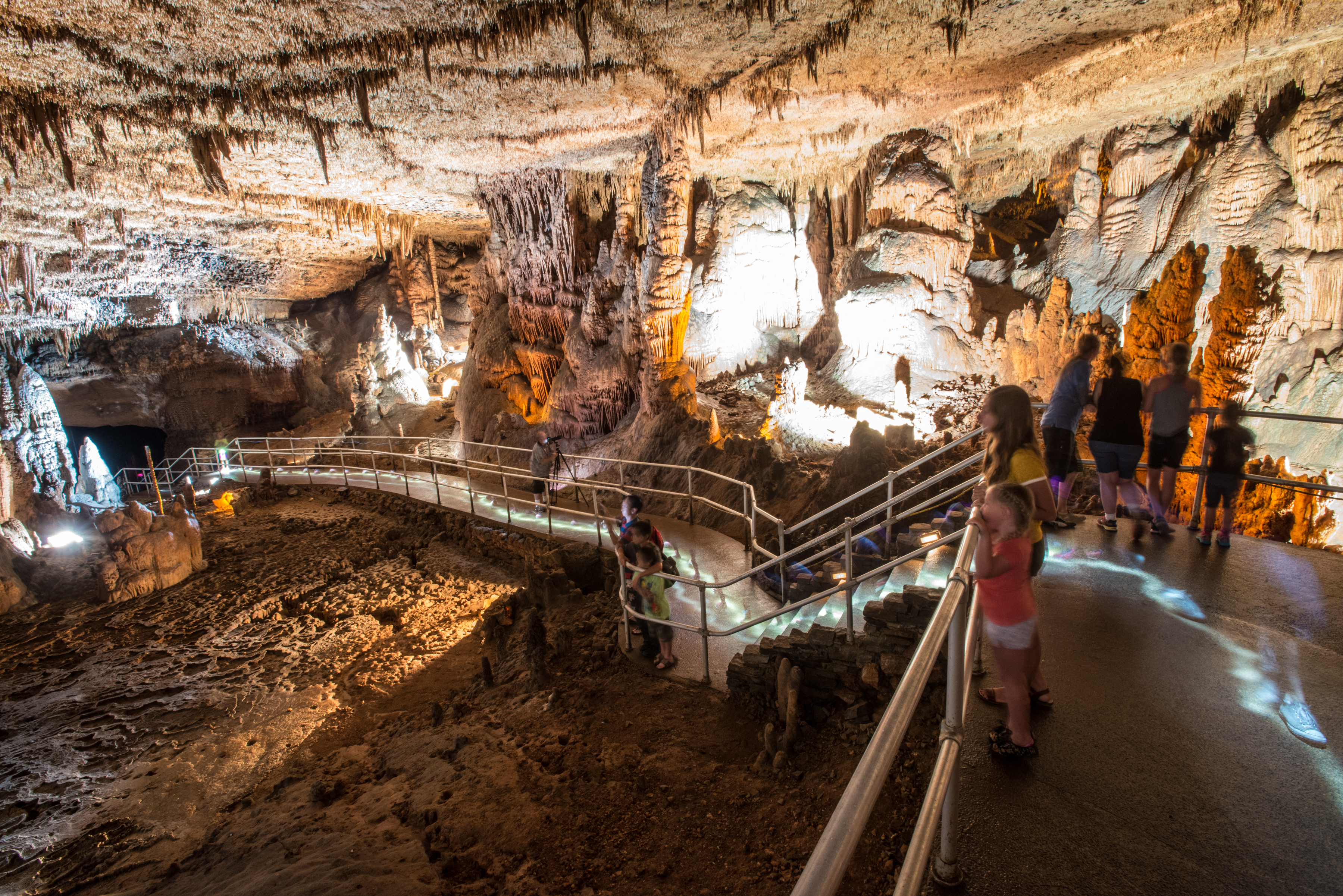 Blanchard Springs Cavern
