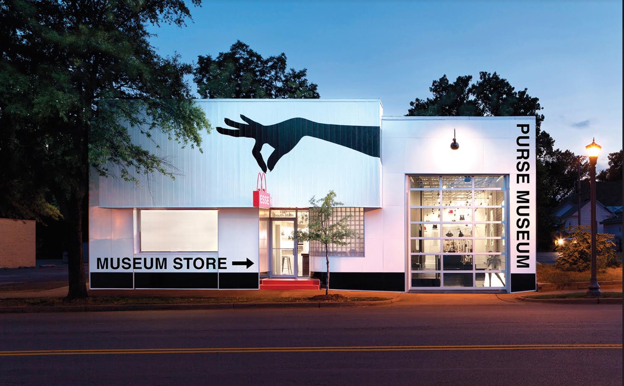 Esse Purse Museum 
