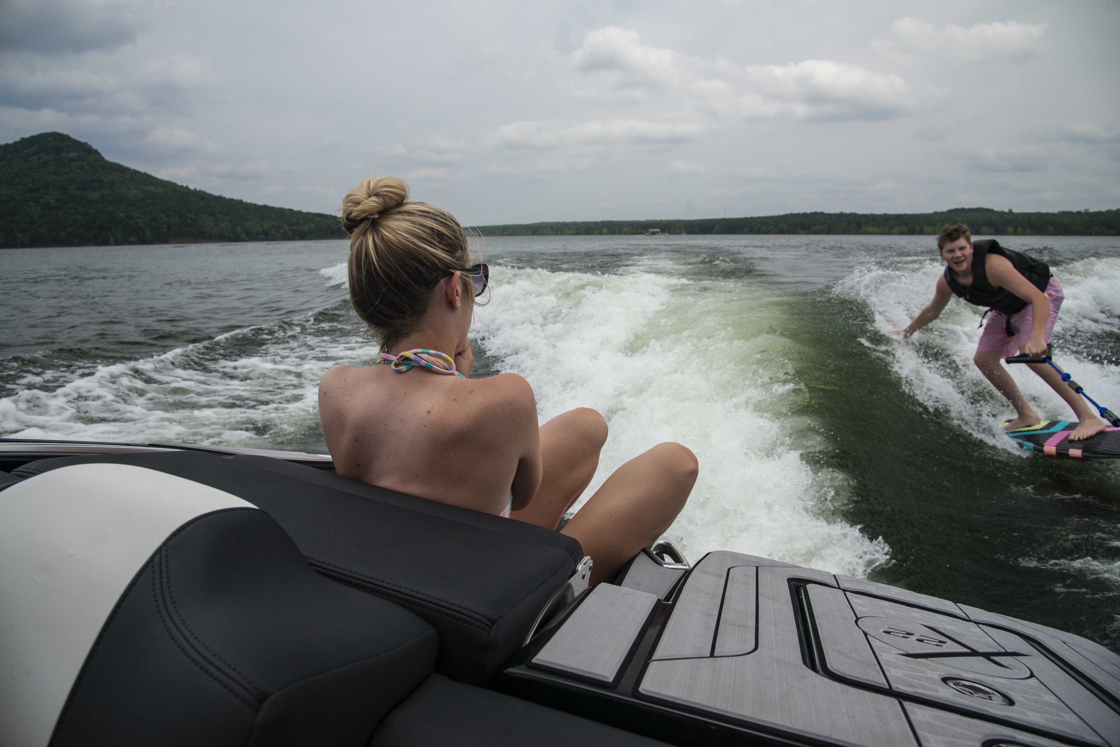 Boating on Greers Ferry Lake