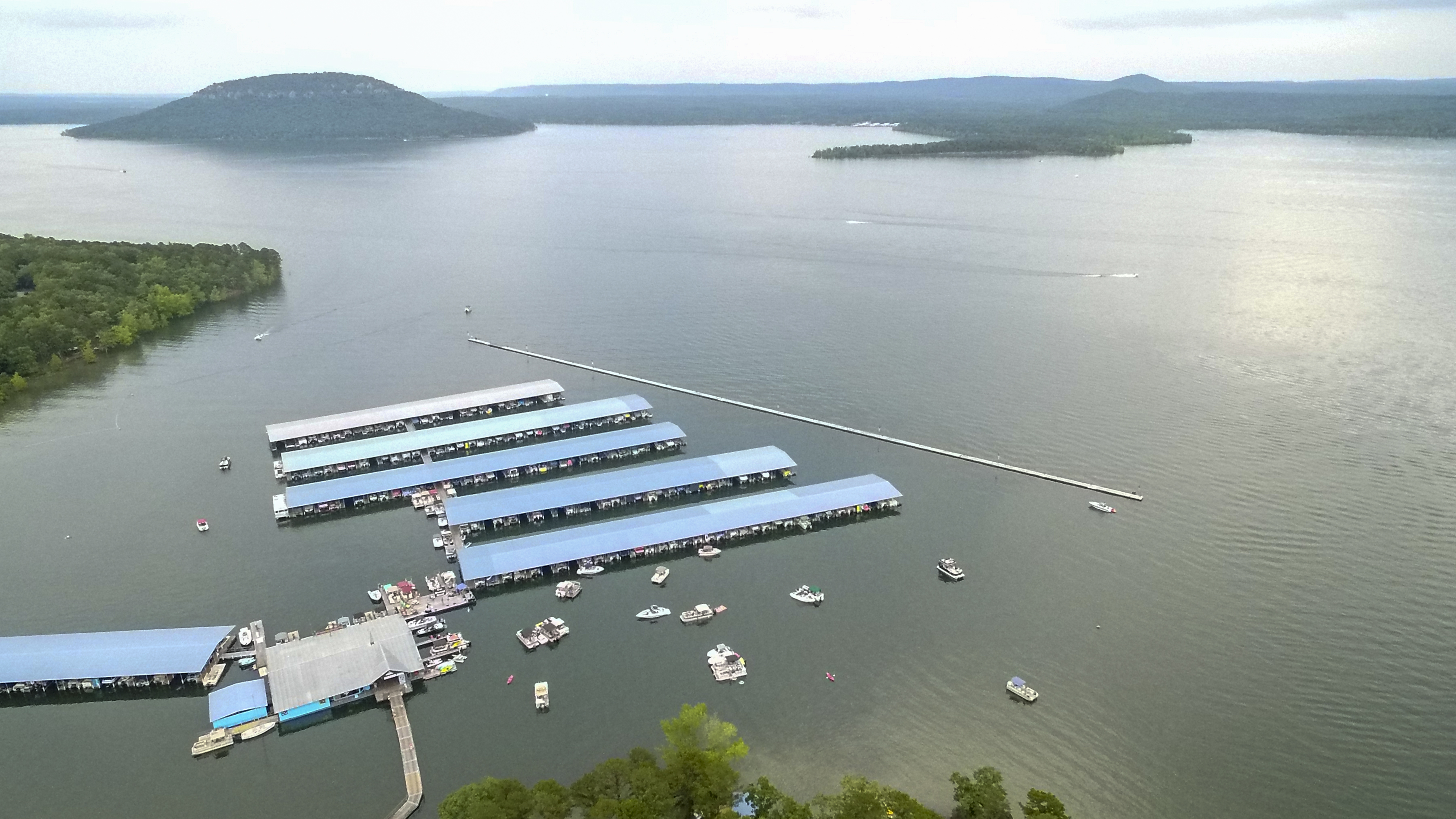 Fairfield Bay Marina on Greers Ferry Lake