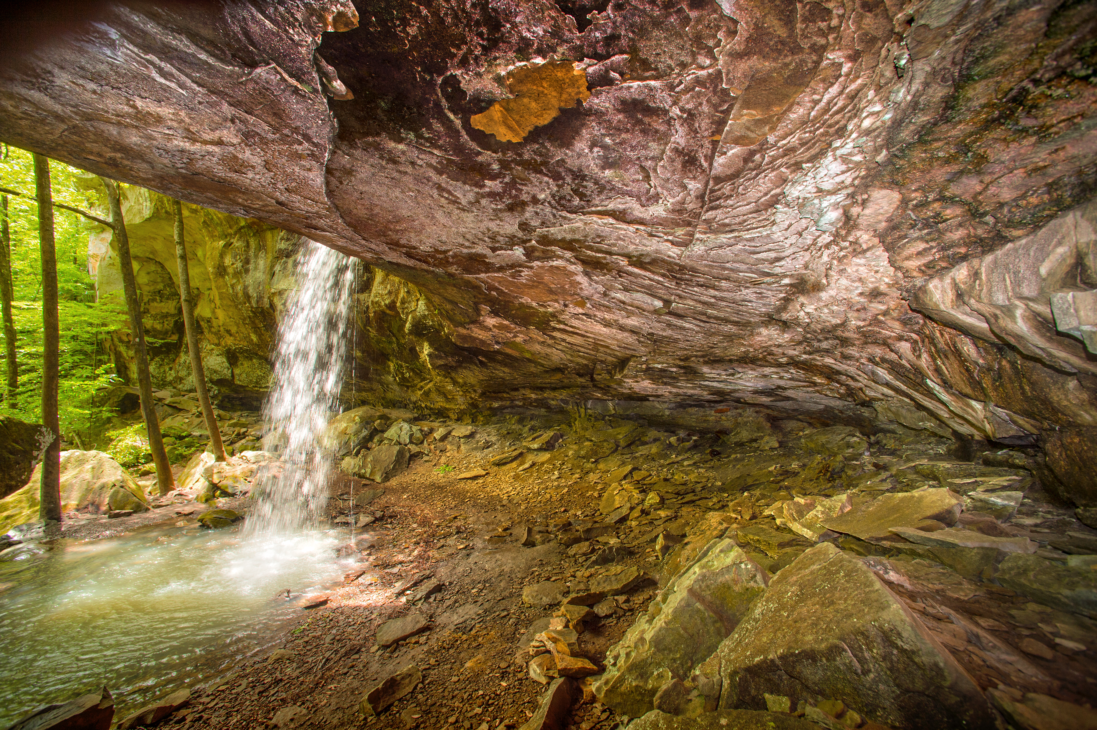 Water cascading down Haw Creek Falls