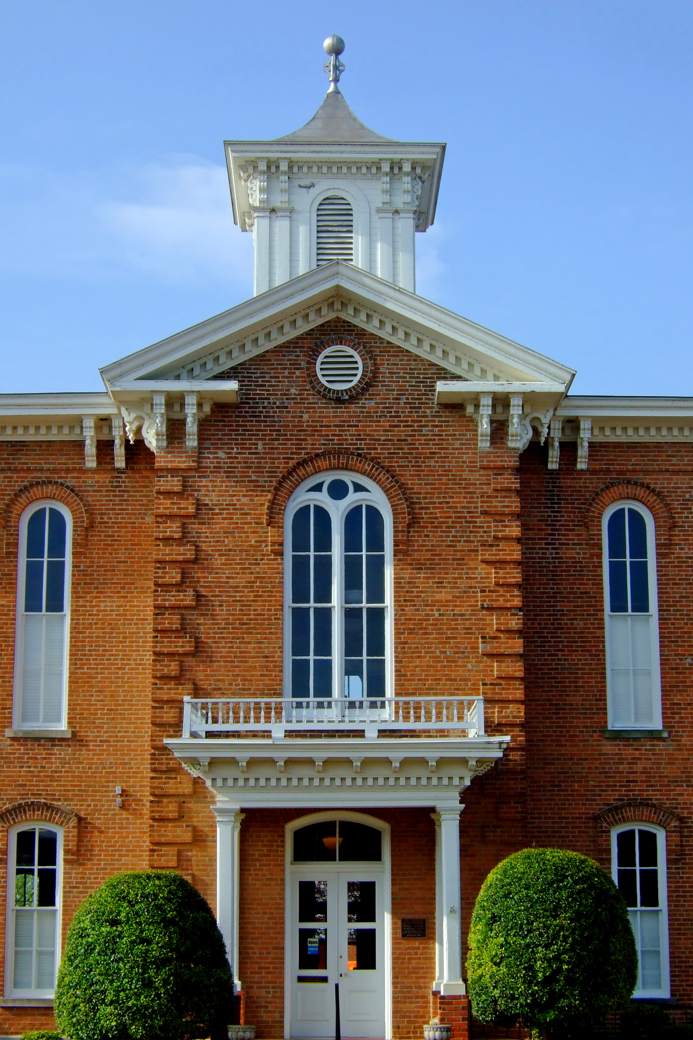 The 1872 courthouse in downtown Pocahontas. 