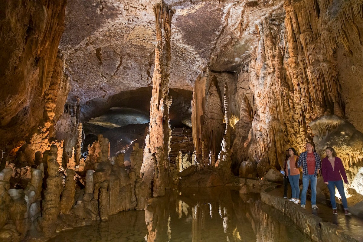Blanchard Springs Caverns