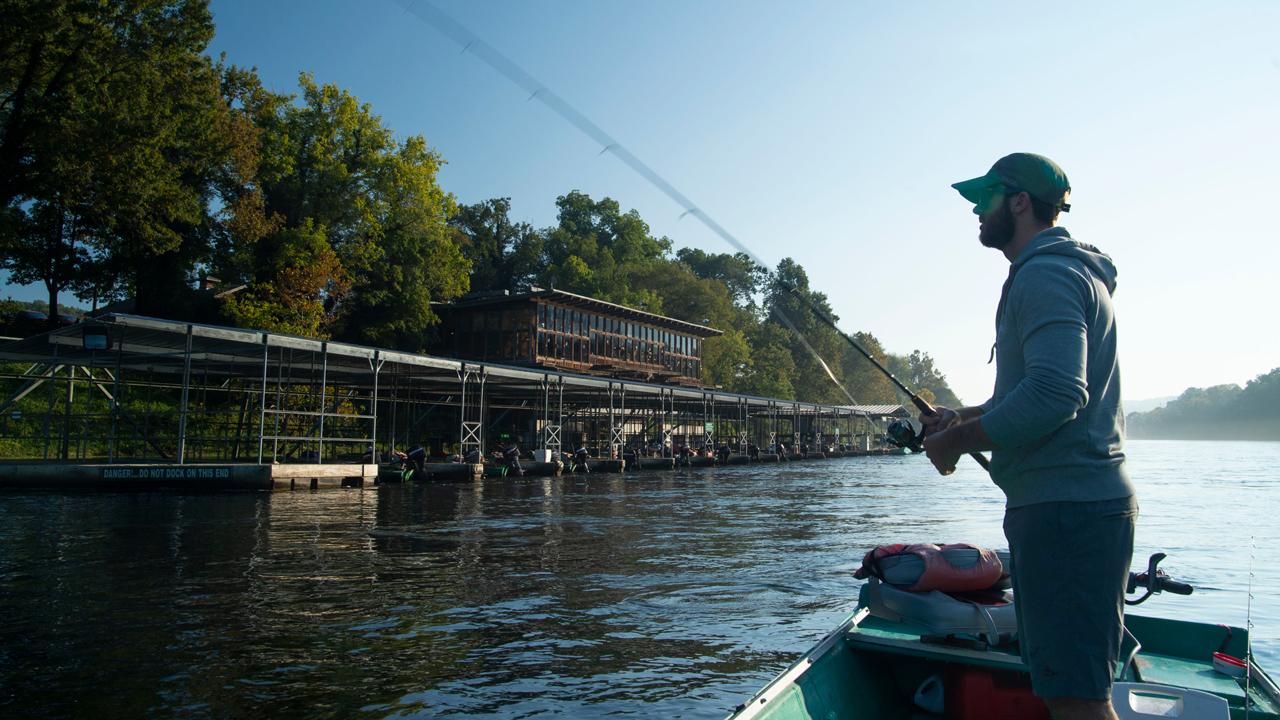 Fly Fishing In Lakeview Arkansas - Gaston's White River Resort - Lakeview,  Arkansas - (870) 431-5202