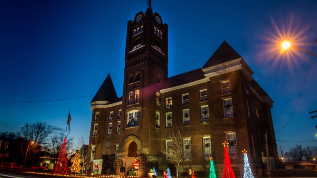 Jackson County Courthouse in Newport