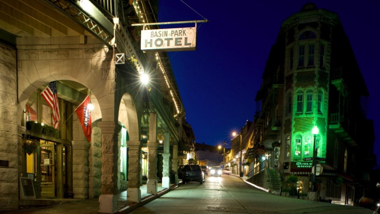 Basin Park Hotel in Eureka Springs 