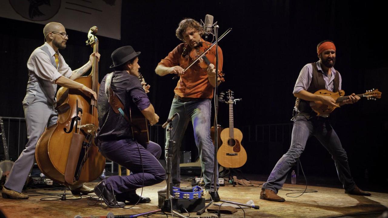 The Steel Wheels in concert in Arkansas