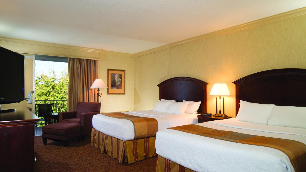 Spacious Rooms at Best Western Inn of the Ozarks
