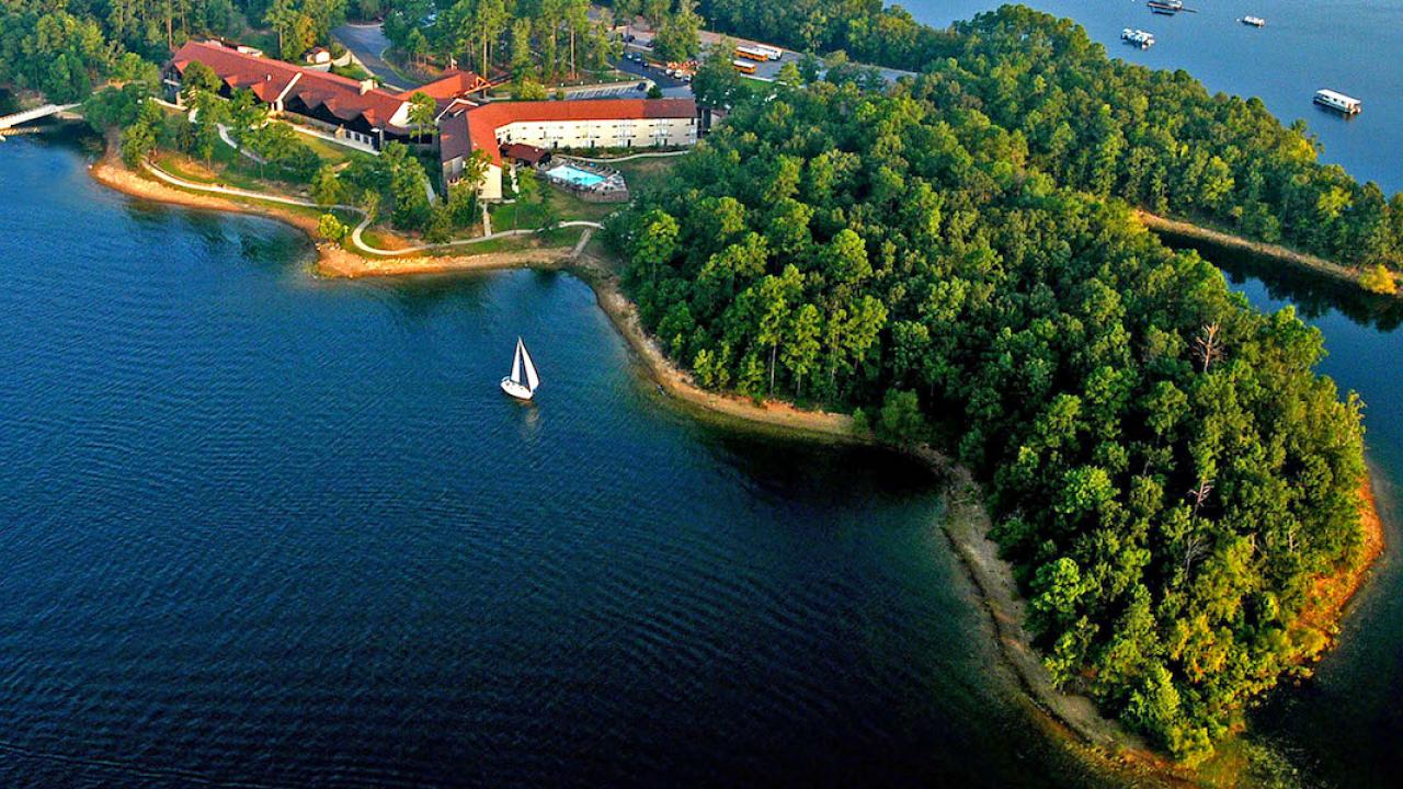 Ouachita’s Jewel: Arkansas’s Lake Ouachita State Park – Where Adventure Awaits