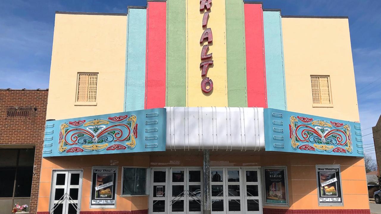 Rialto Theatre in Searcy