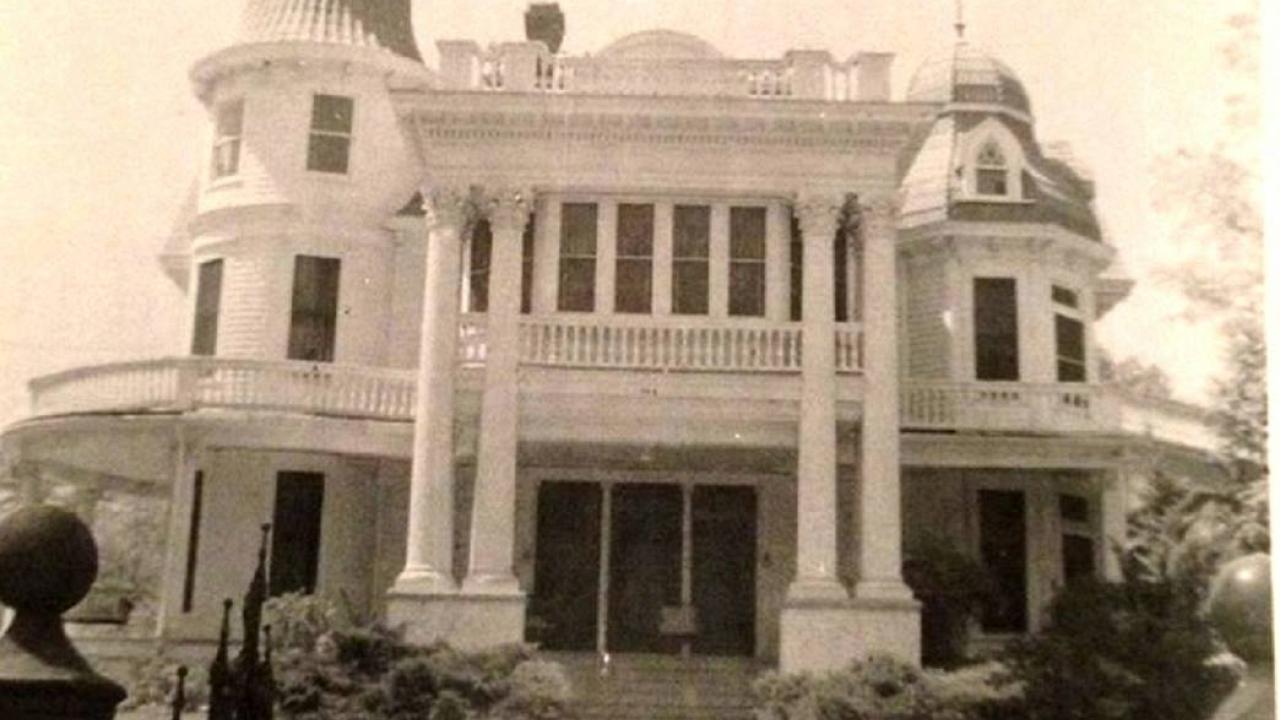 The Allen House is considered to be one of the most haunted houses in the United States by many.