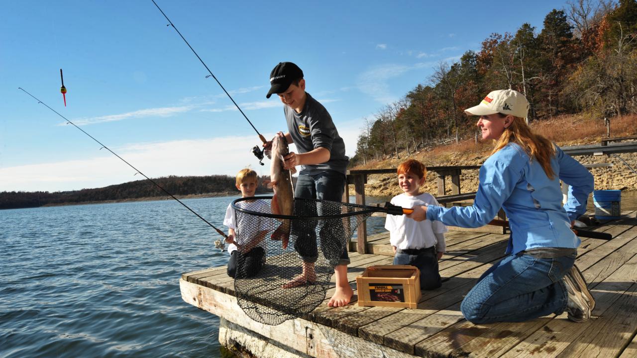 Kids bank fishing at Lake Sylvia