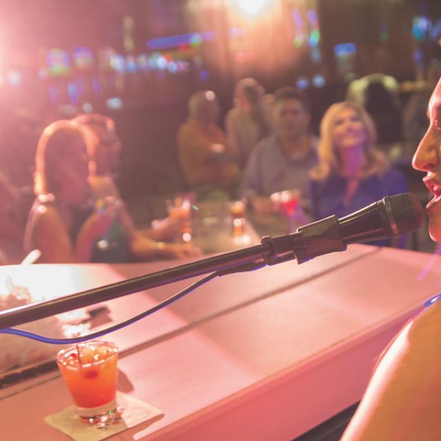 Pop's Piano Bar