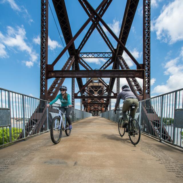 Clinton Bridge Road Cycling