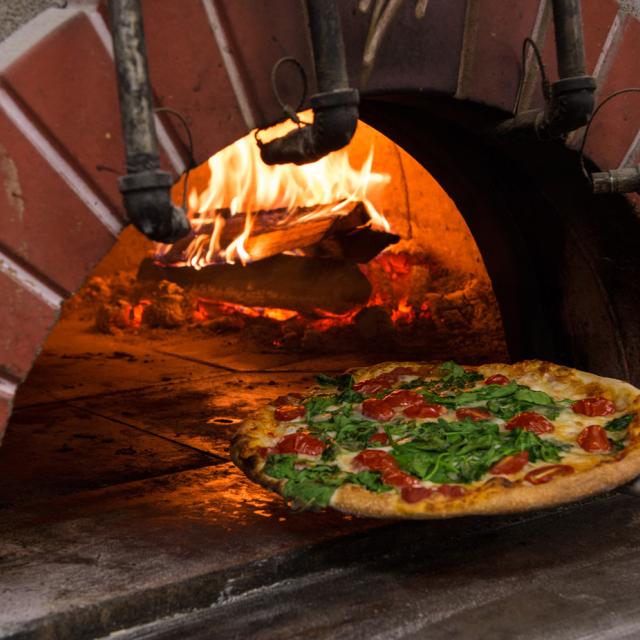 Fratelli's Wood-Fired Pizzeria