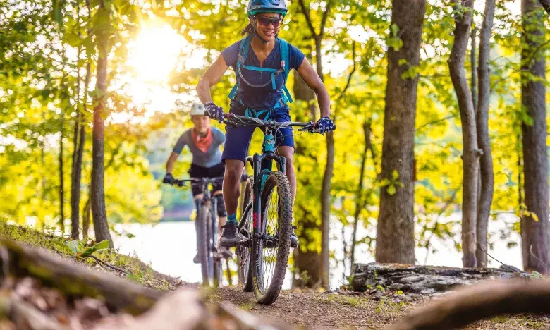 Mountain Biking at the Hobbs Monument Trail