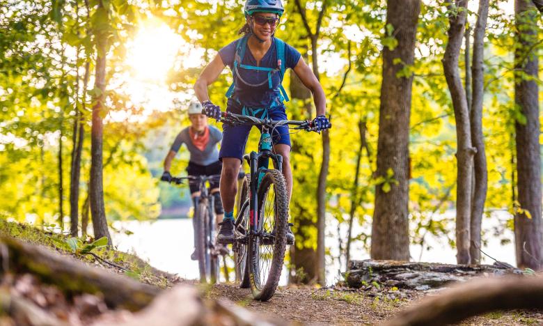 Mountain Biking at the Hobbs Monument Trail