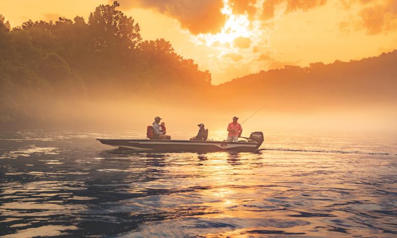 Gaston's White River Resort Summer Boat Fishing