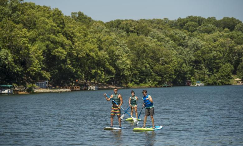Stand up paddleboard fun on Lake Avalon