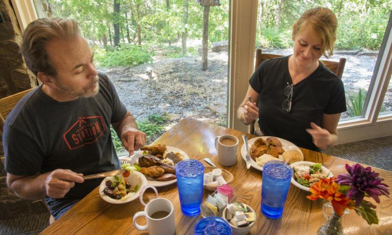 Skillet Restaurant at Ozark Folk Center 
