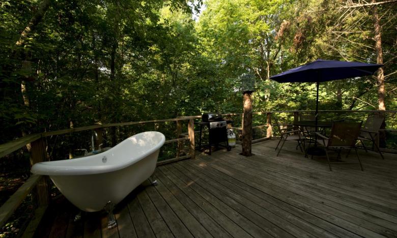 each cottage at Shady River features a soaking tub on the private deck
