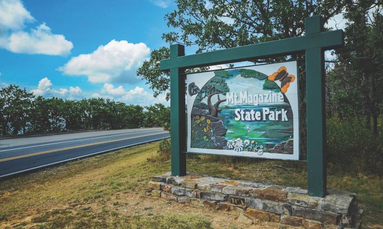 Welcome sign at Mount Magazine State Park