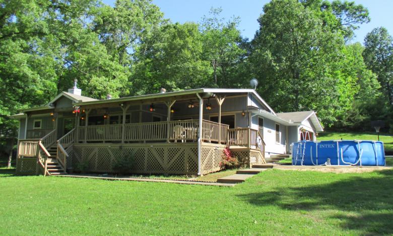 The Heights Lodge - 4 Bedroom, Lake View Home