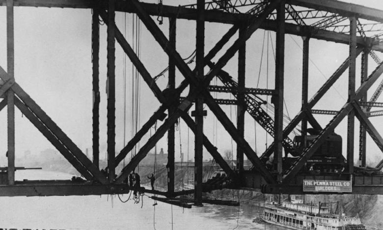 The Harahan Bridge under construction