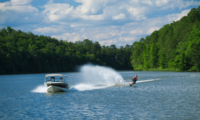 Boating on Lake Dardanelle