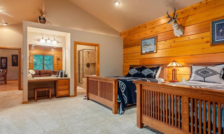 Guest Room at The White River Inn