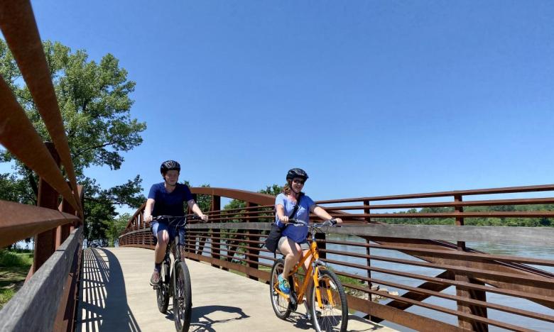 A bridge along the trail