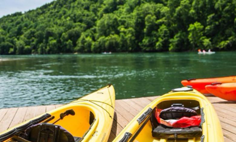 Kayaks on the dock of Bull Shoals Lake