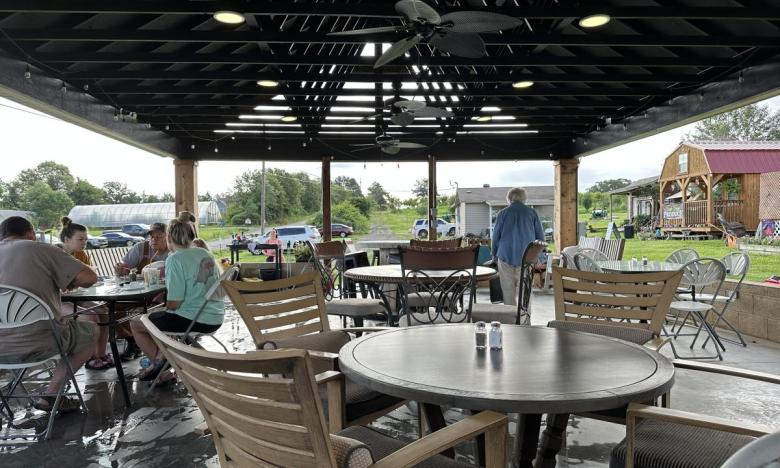 Pavilion patio at Drewry Farm & Orchards