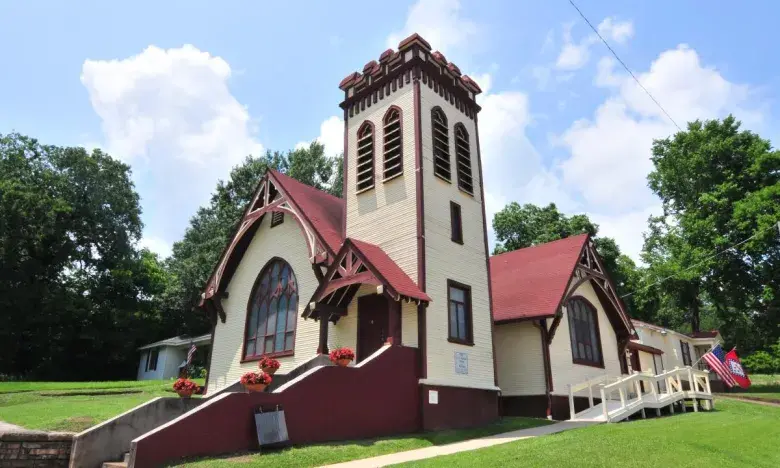 Explore museums like the 1912 E.A. Williams Chapel and Museum for local history.