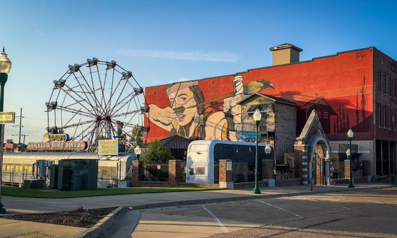 mural and ferris wheel