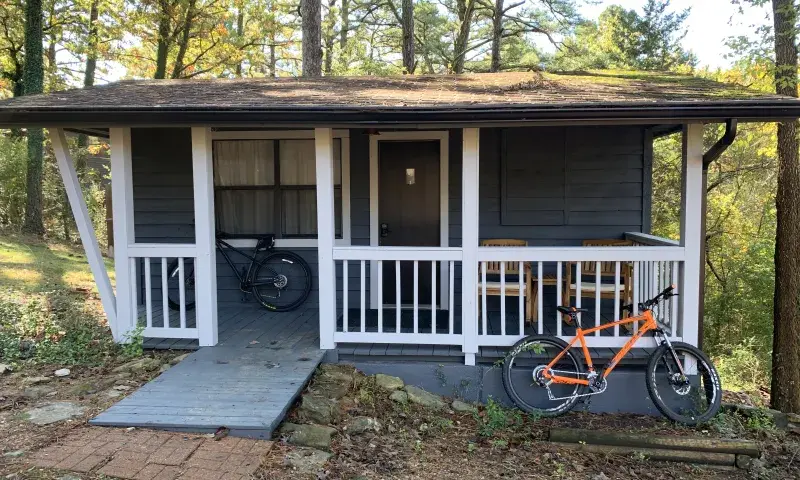 Eureka Springs Adventure Cabin