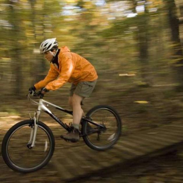 Mountain biking at Bull Shoals-White River State Park
