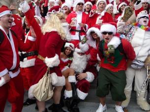 Night of a 1000 Santas in Eureka Springs