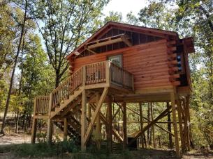 Hot Springs Treehouses 