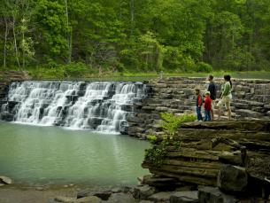 Devil's Den State Park