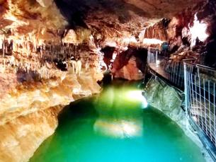 Cosmic Cavern in Berryville