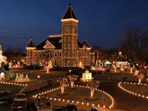 The holiday lights at Saline County Courthouse in Benton