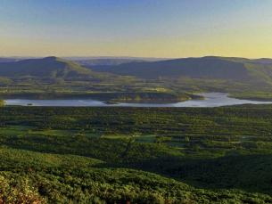 Blue Mountain Lake in Arkansas