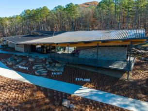 The visitor center at Pinnacle Mountain State Park. Photo by Will Newton.