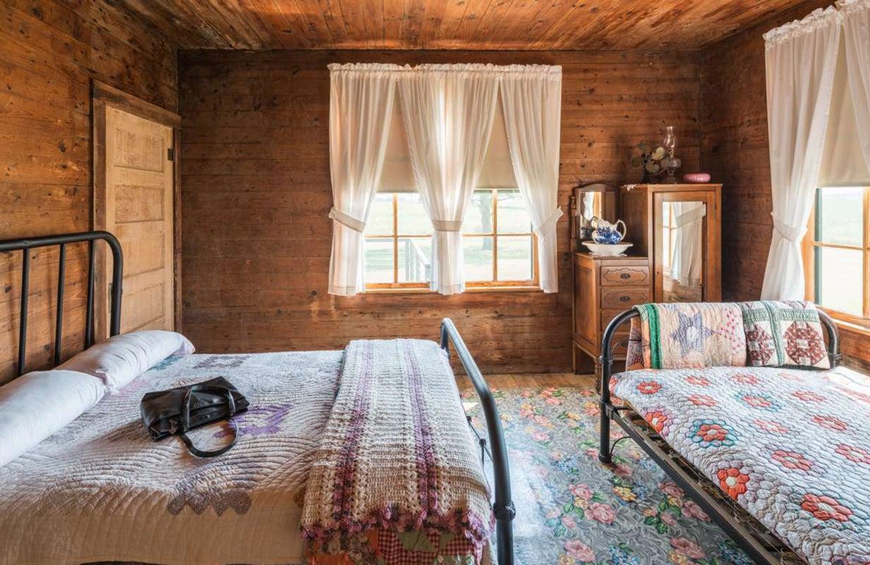 Master bedroom at Johnny Cash Boyhood Home