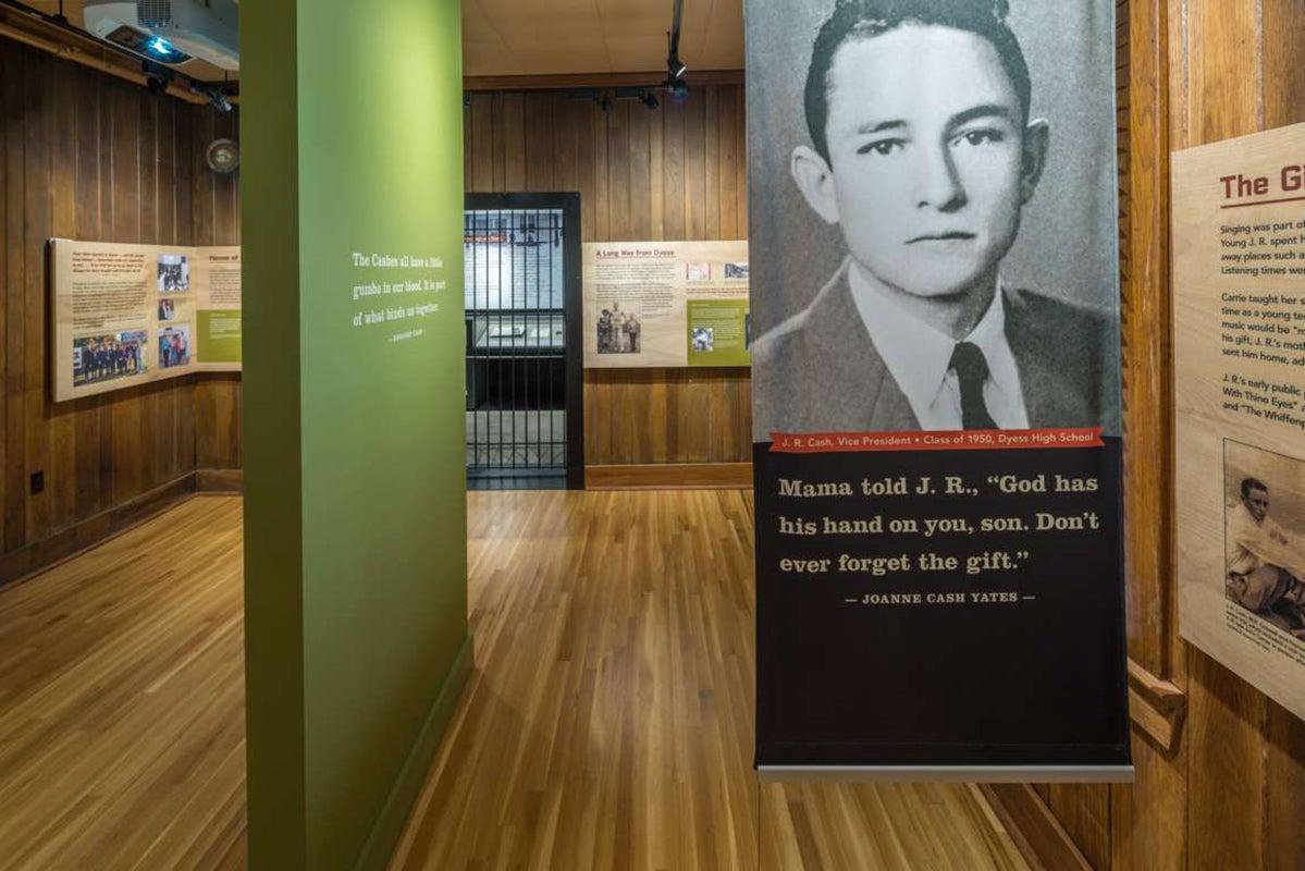 Cash exhibit room in Administration Building