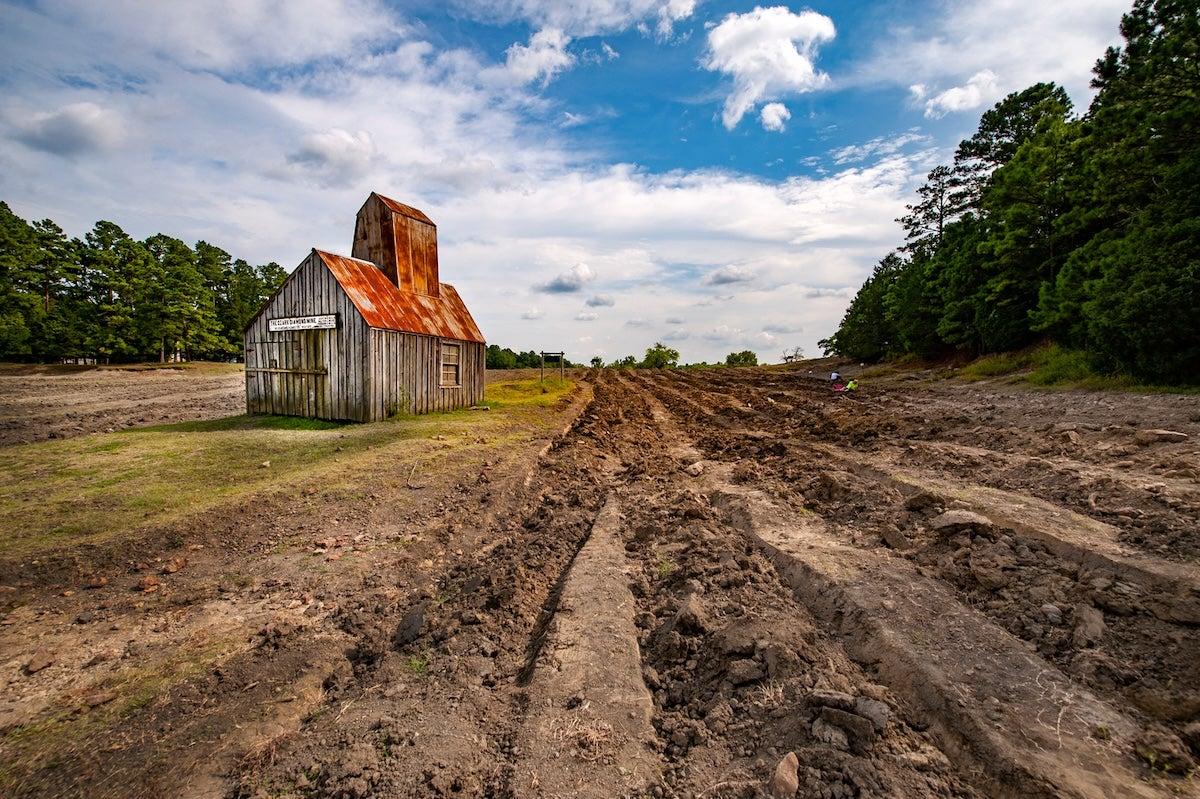 Crater of Diamonds Barn
