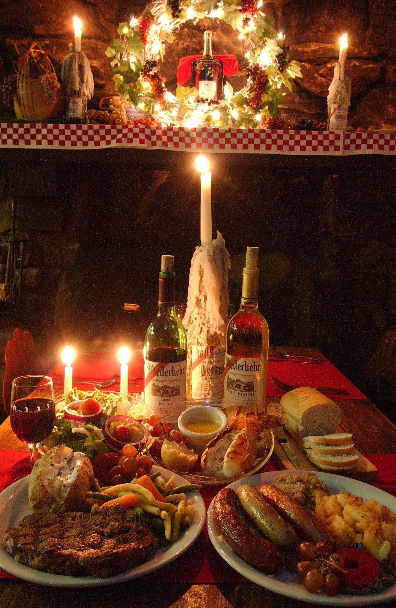 Satiate your appetite with our wonderful international cuisine at the Weiderkehr Weinkellar Restaurant.